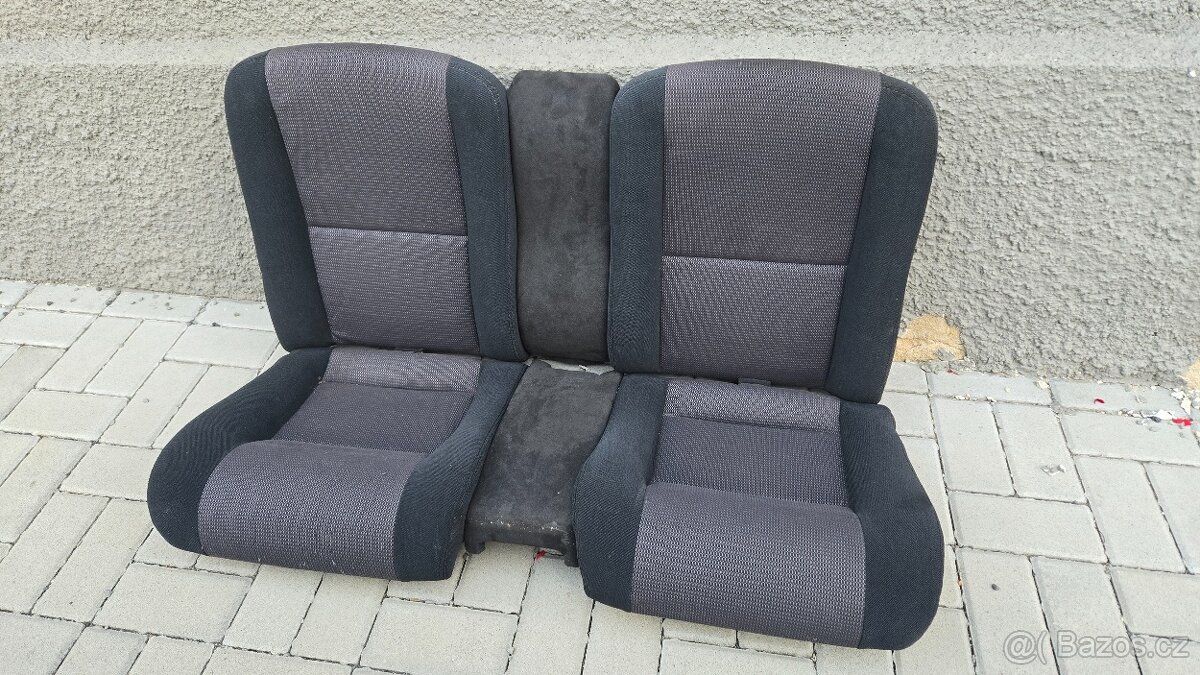 Alfa Romeo GTV 916 Látkové zadní sedačky/lavice