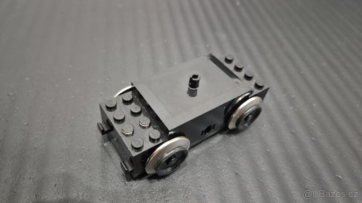 Lego 9V motor vlak, Train