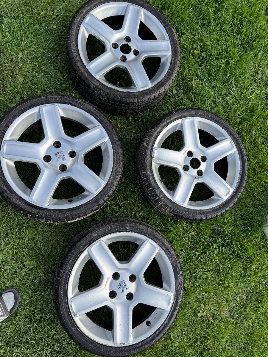peugeot hliniky