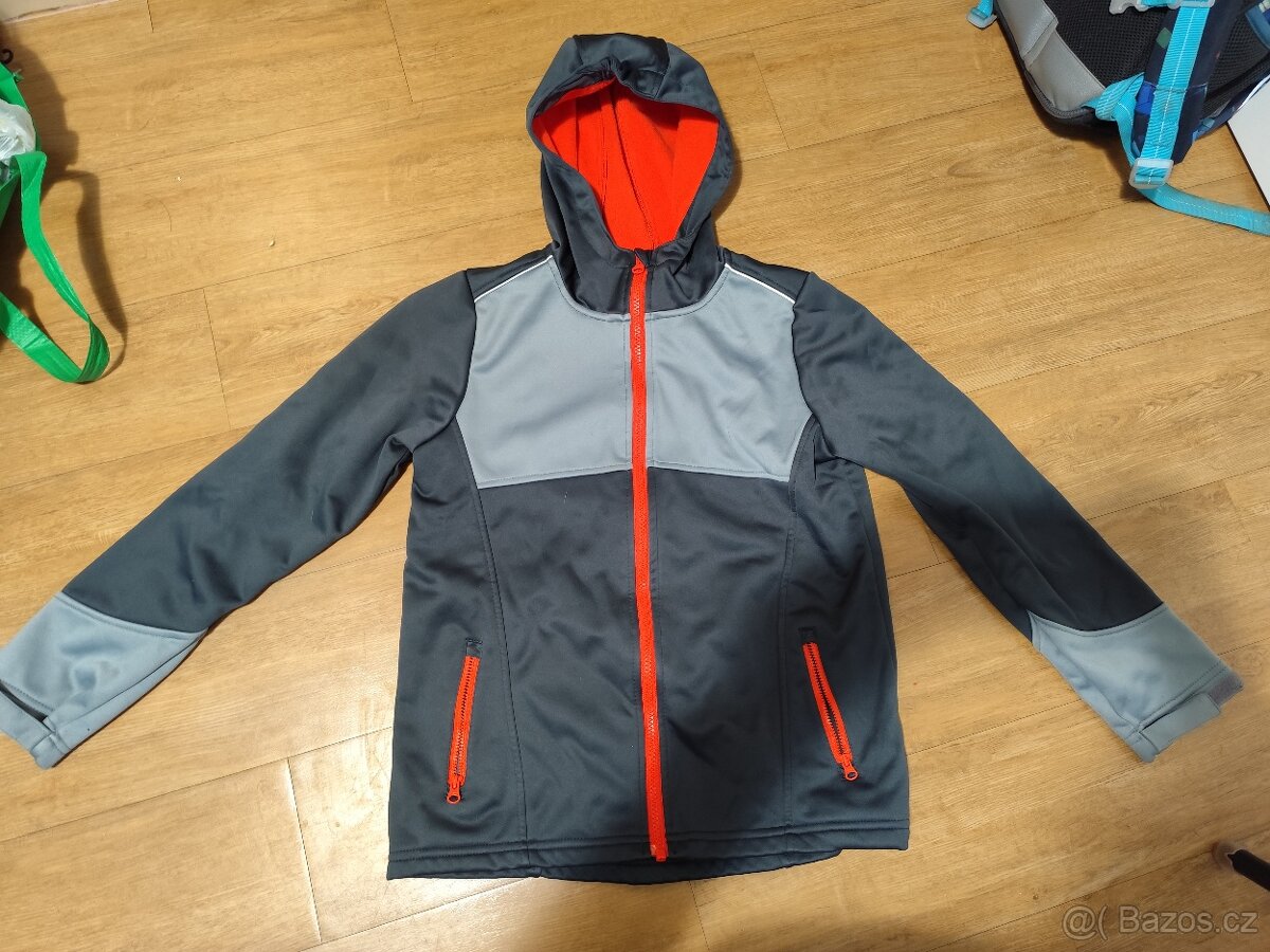 Softshellová bunda 146/152 crivit