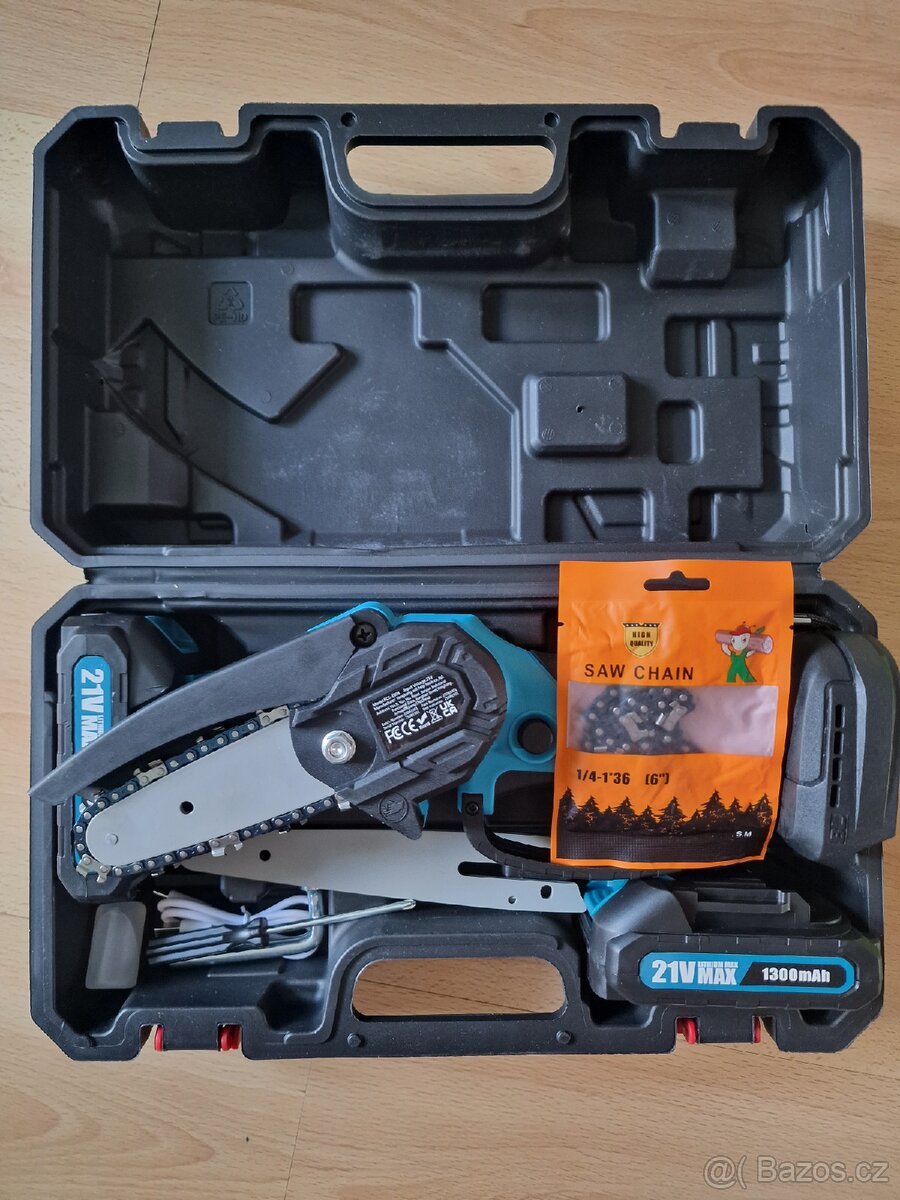 Prodám novou menší motorovou pilu.