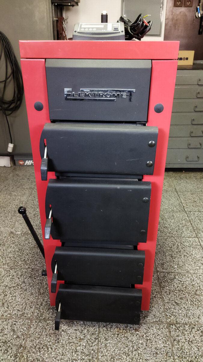 Kotel na tuhá paliva ELEKTROMET