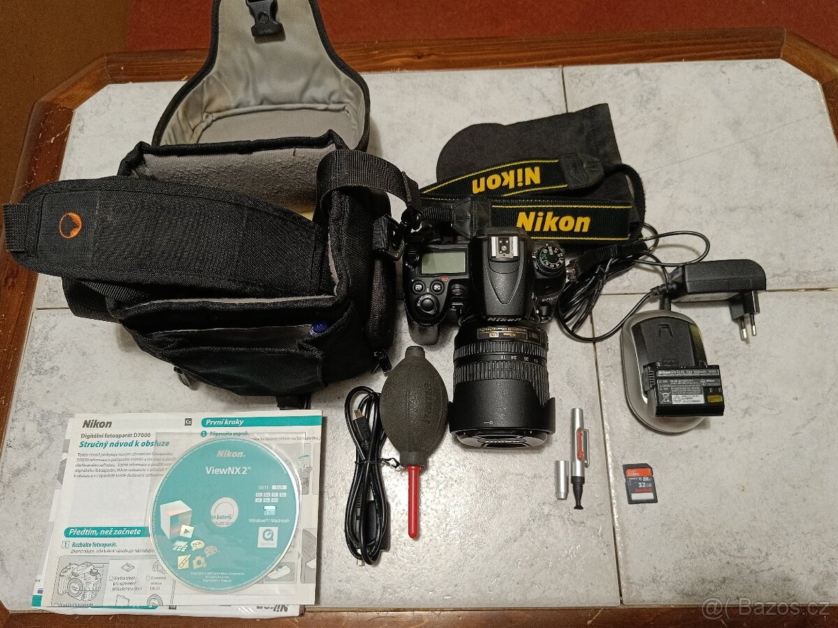 Nikon D7000 + 18-105 AF-S DX VR/ 32gb karta