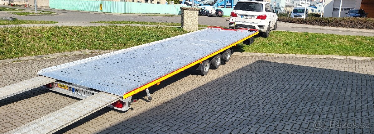 Pronájem autopřepravníku