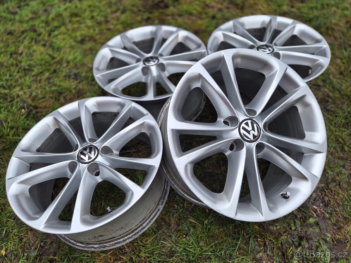 Sada originálních Alu disků SPA - VW Scirocco / CC - 8x17"