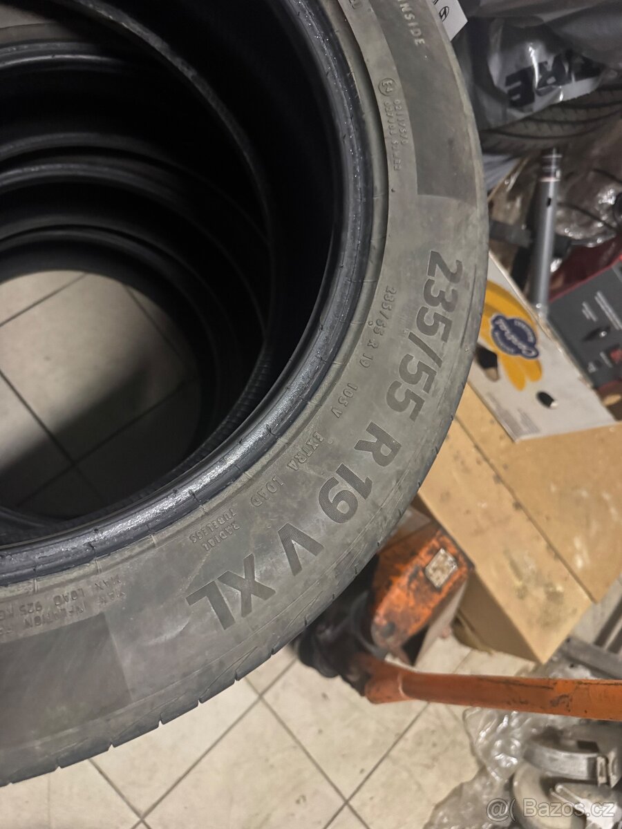 235/55 R19 V XL, Continental