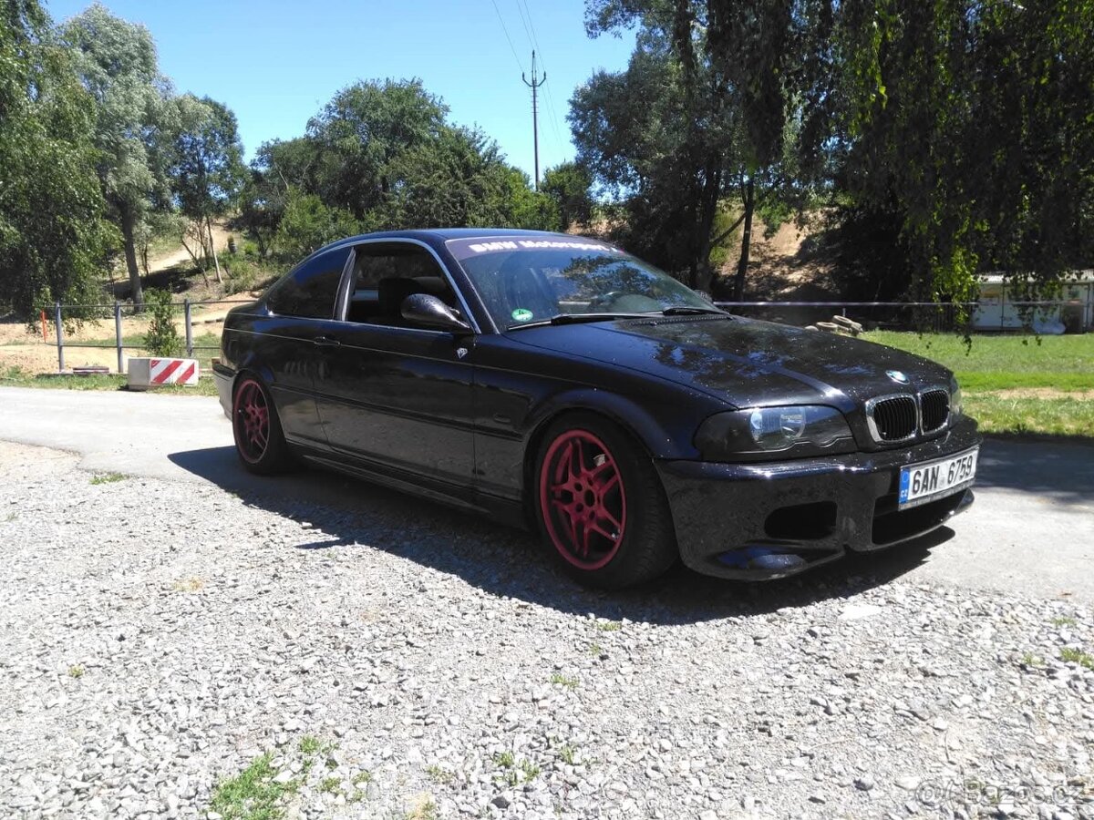 BMW e46 coupe 2.3i 2000