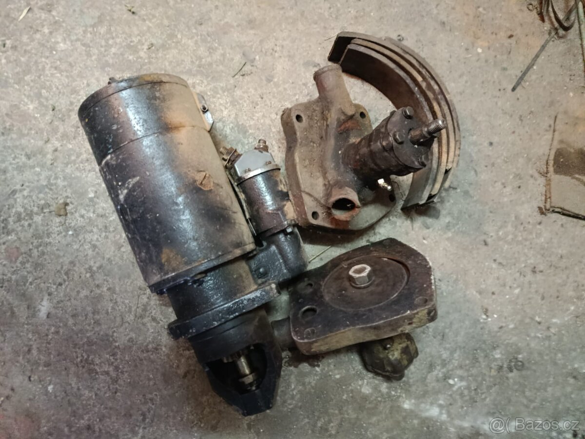 Zetor 25 A,K Vodní pumpa 2 ks