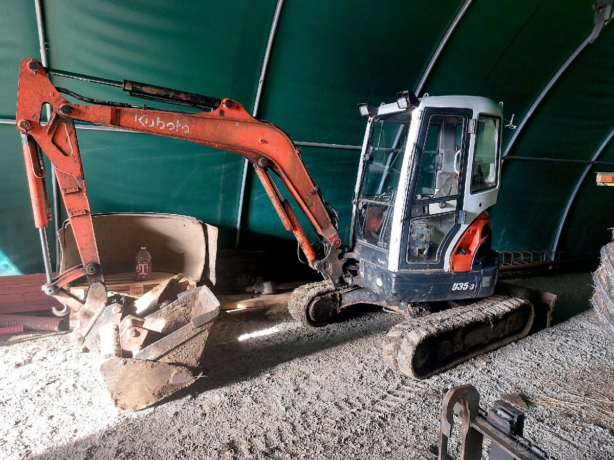 Kubota U35-3