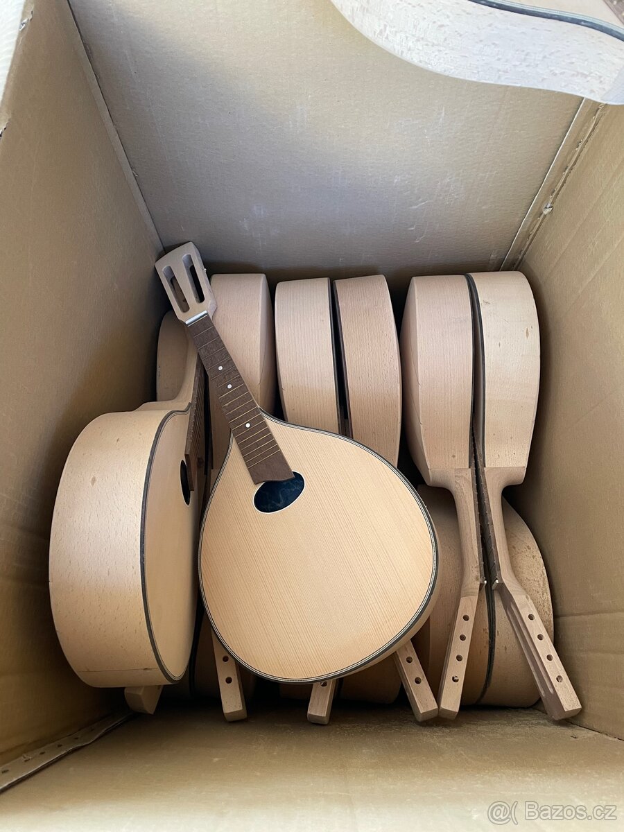 Mandoliny k dokončení