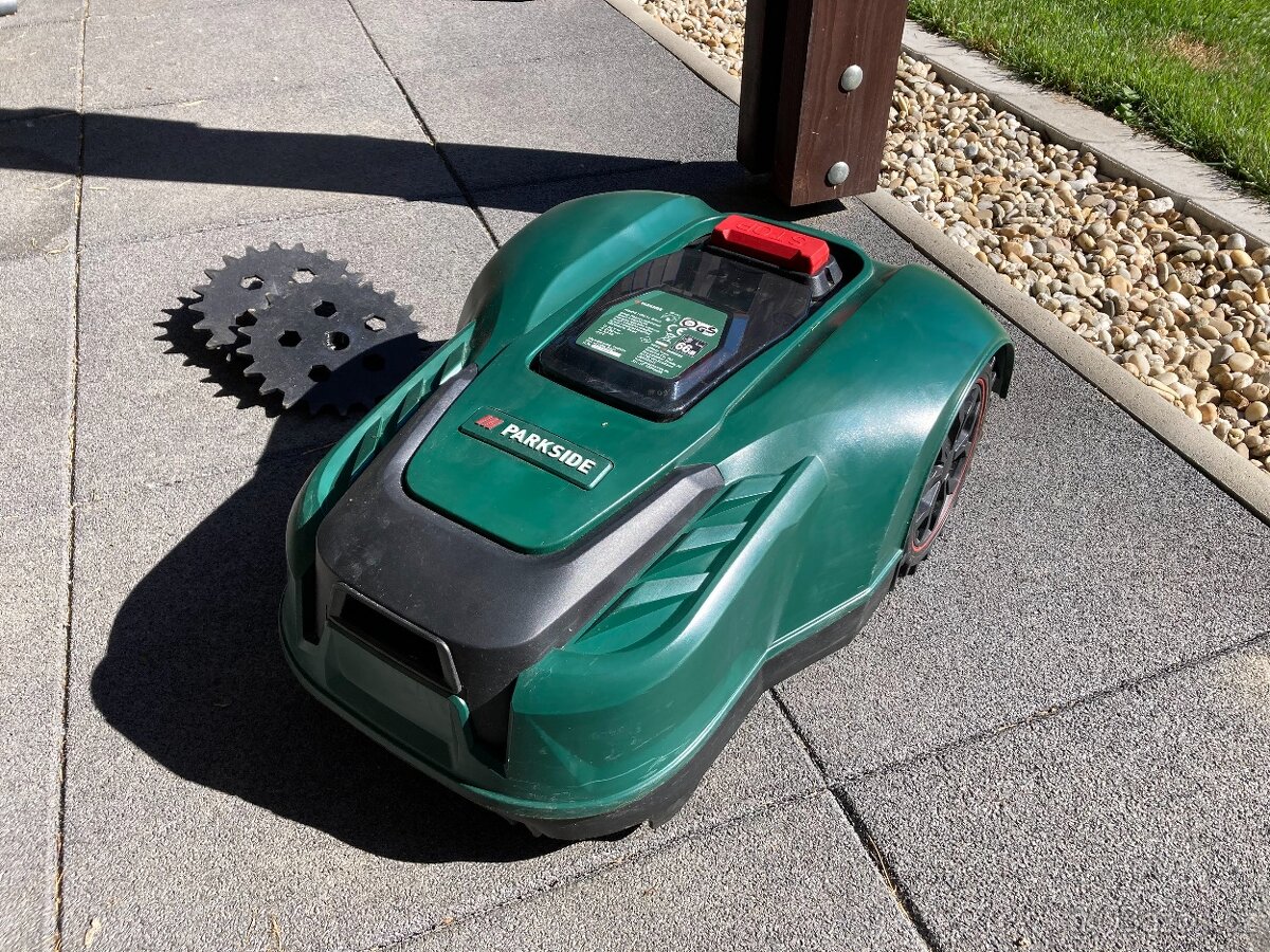 Robotická sekačka Parkside
