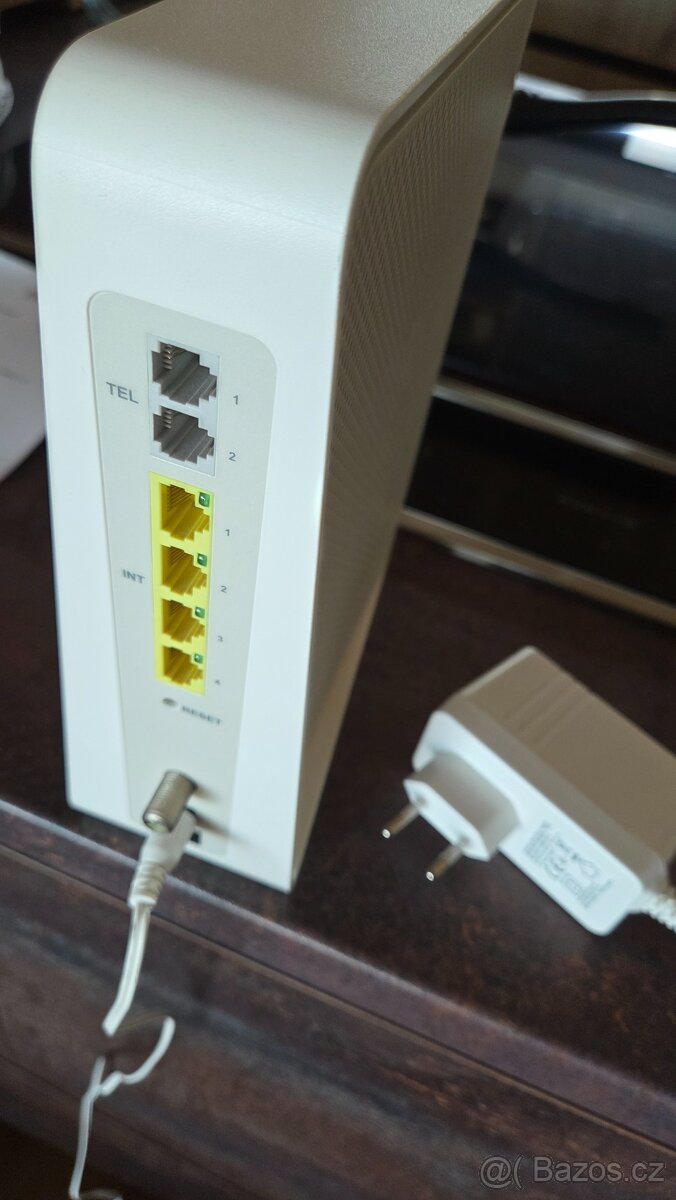 Modem a router CBN CH7465LG-LC