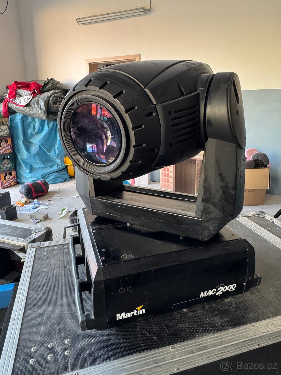 Martin MAC 2000 profile