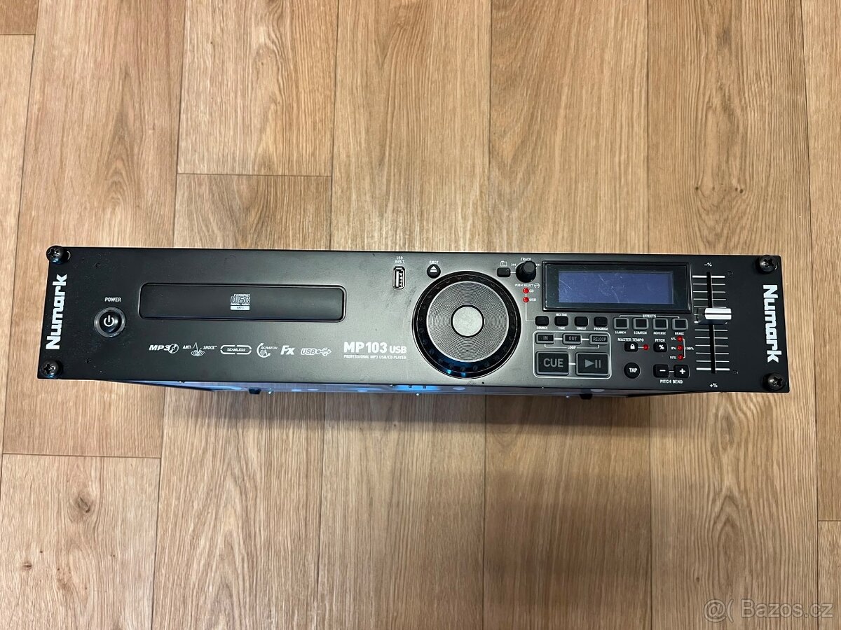 Rackový přehrávač NUMARK MP103USB