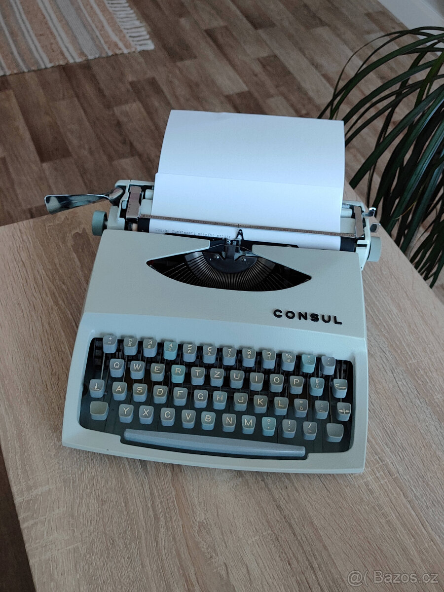 Psací stroj Consul 231