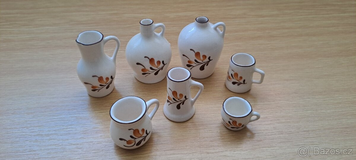 Sbírka miniporcelánu