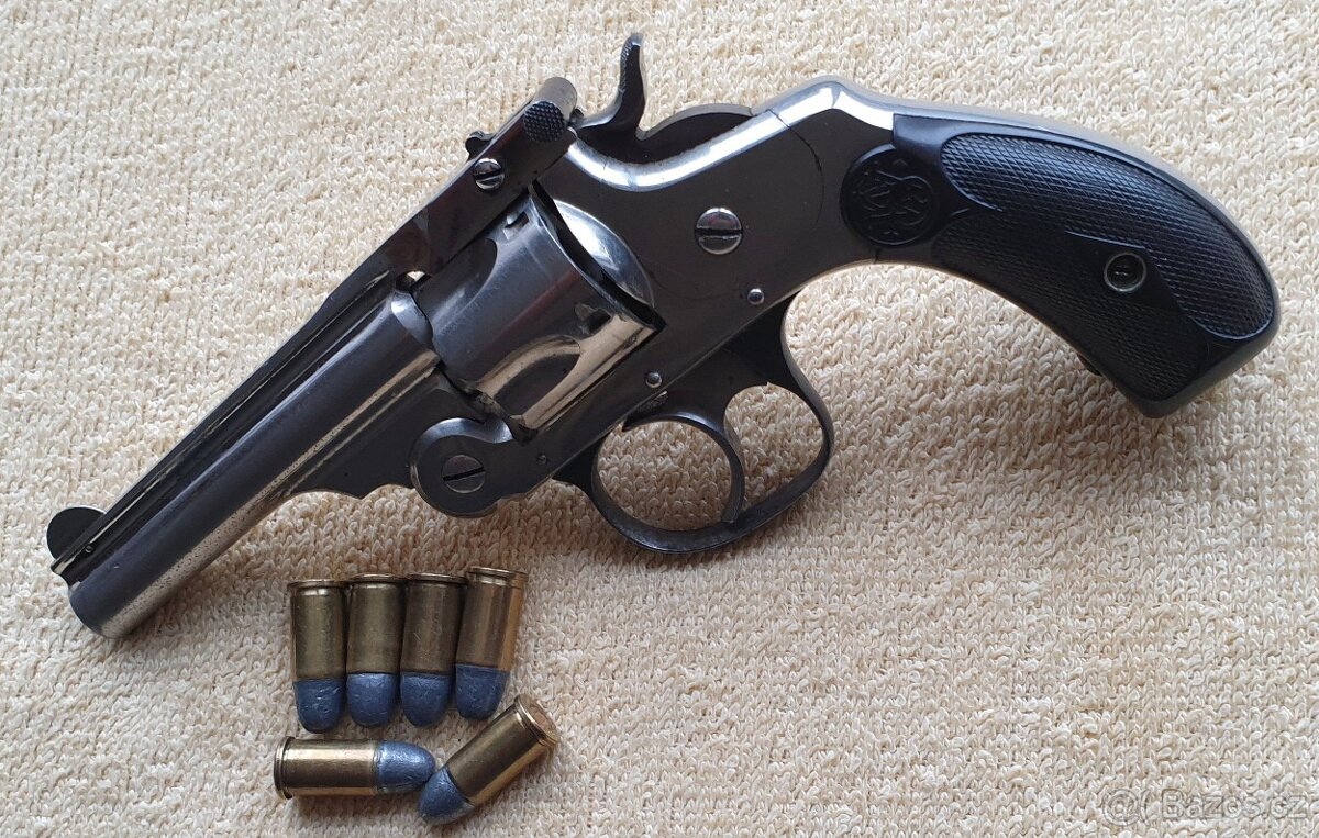 Historický revolver Smith Wesson cal.32CF DA 1886