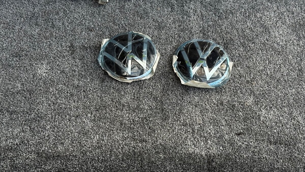 2x nové logo VW