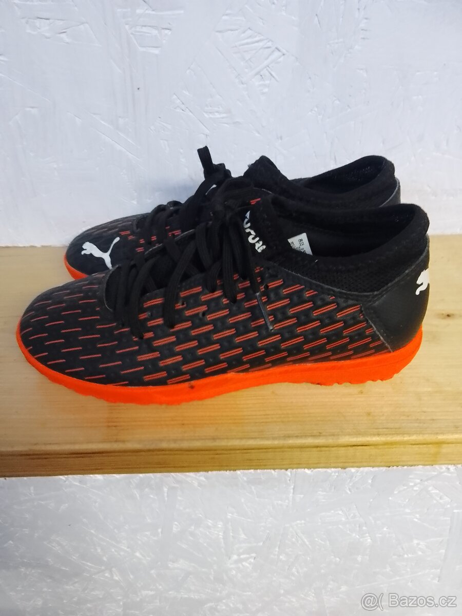 Dětské turfy Puma vel.35,5 (EUR)