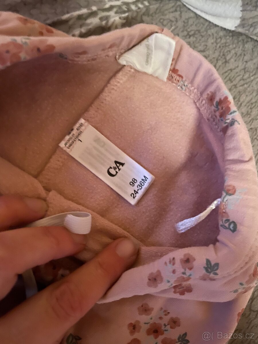 Oblečení po dceři vel 92/98,104