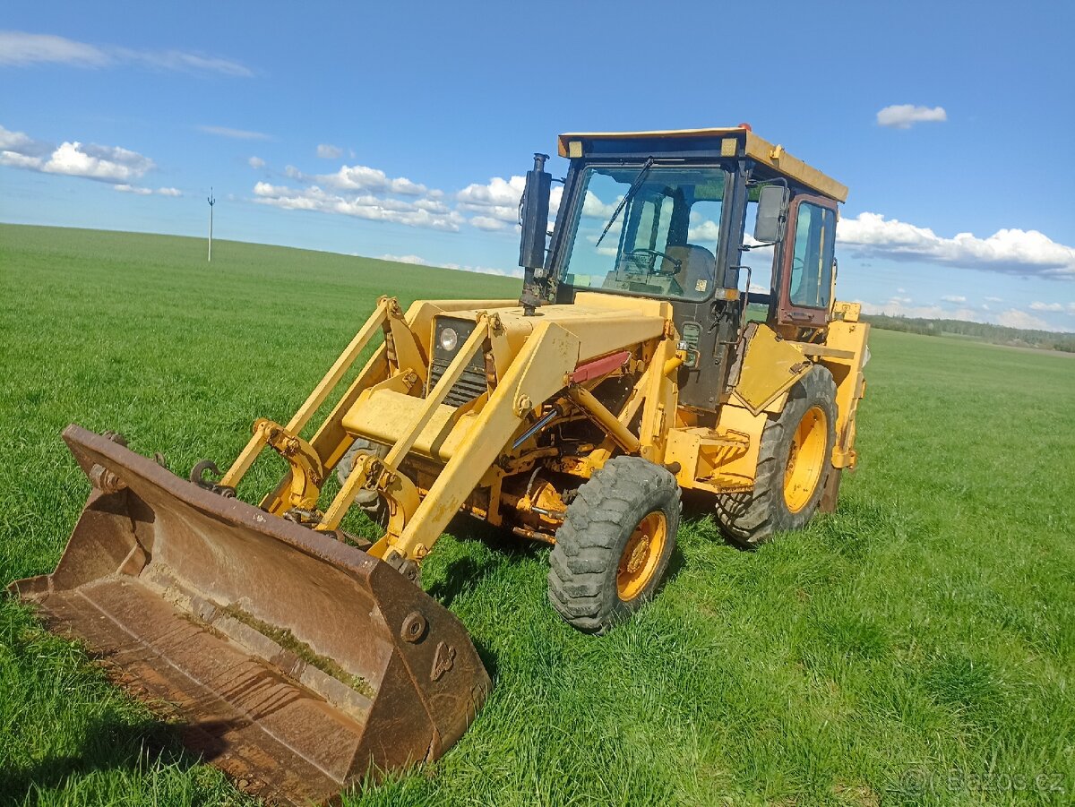 Traktorbagr MF 50