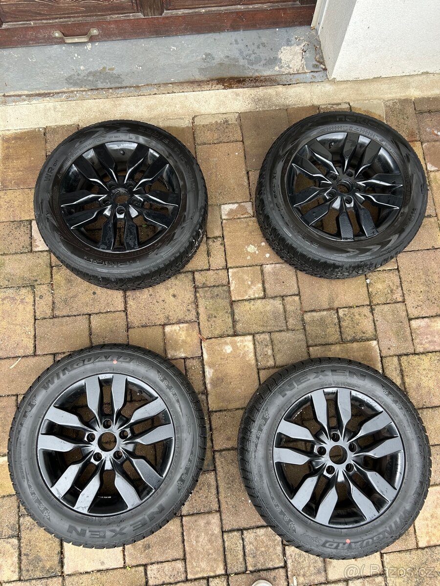 Sada zimních pneumatik i s disky : 225/55 R16 99H XL