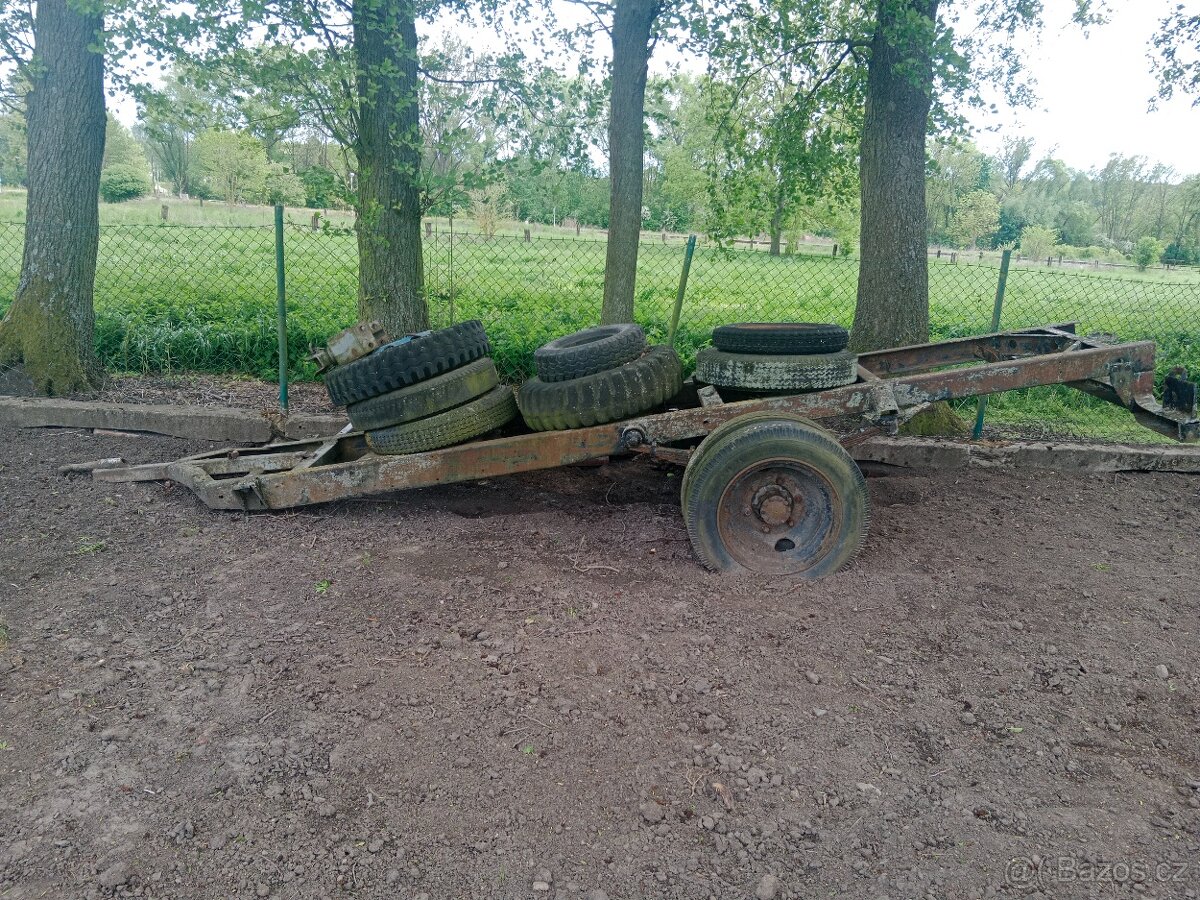 Kára za traktor