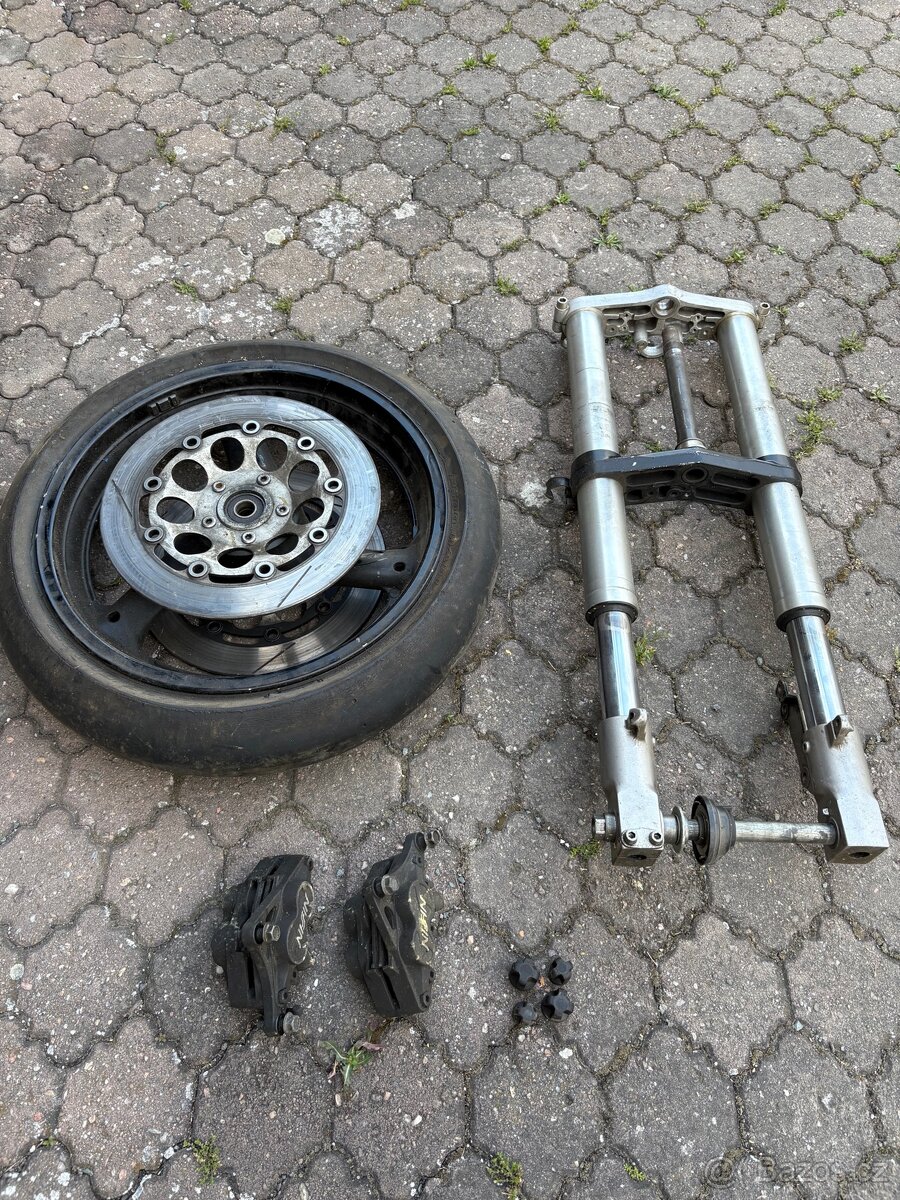 Suzuki GSX-R up-side předek