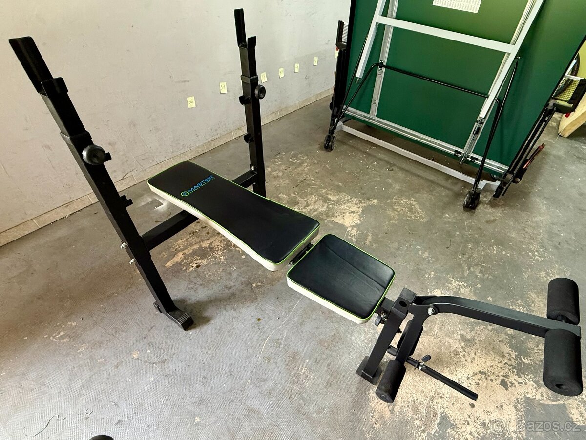 Posilovací lavice pod velkou činku