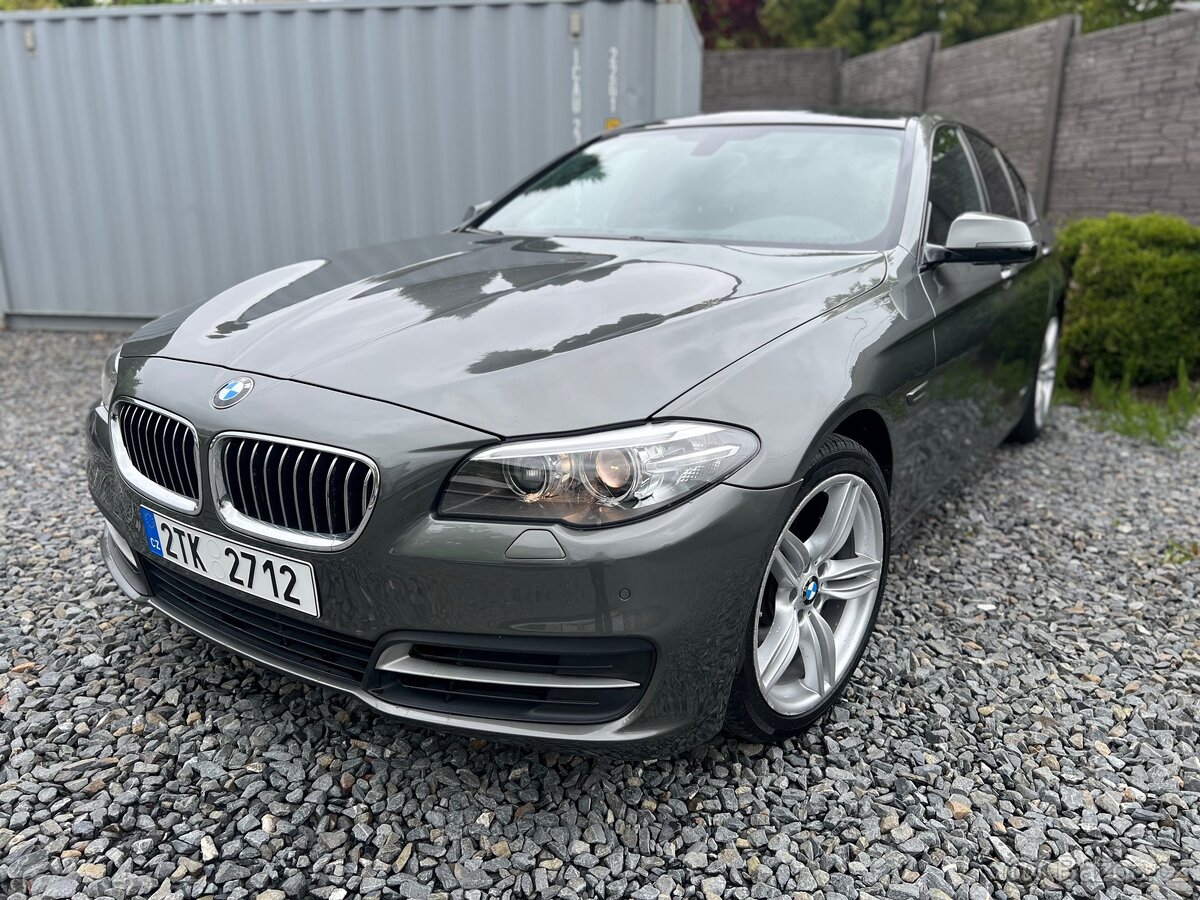 Bmw F10 LCI 530D 190Kw TV / Roletky / NBT / Ventilace