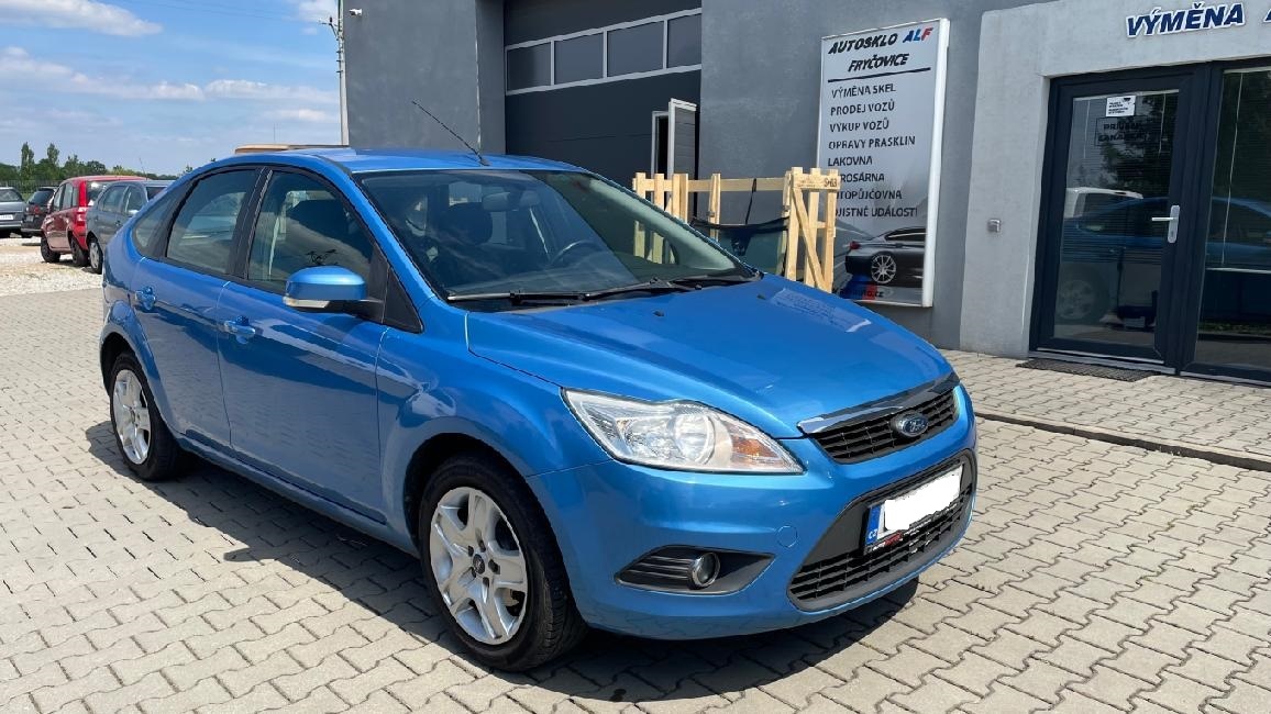 Ford Focus 1.6 // 74 kW // RV 3/2010 //