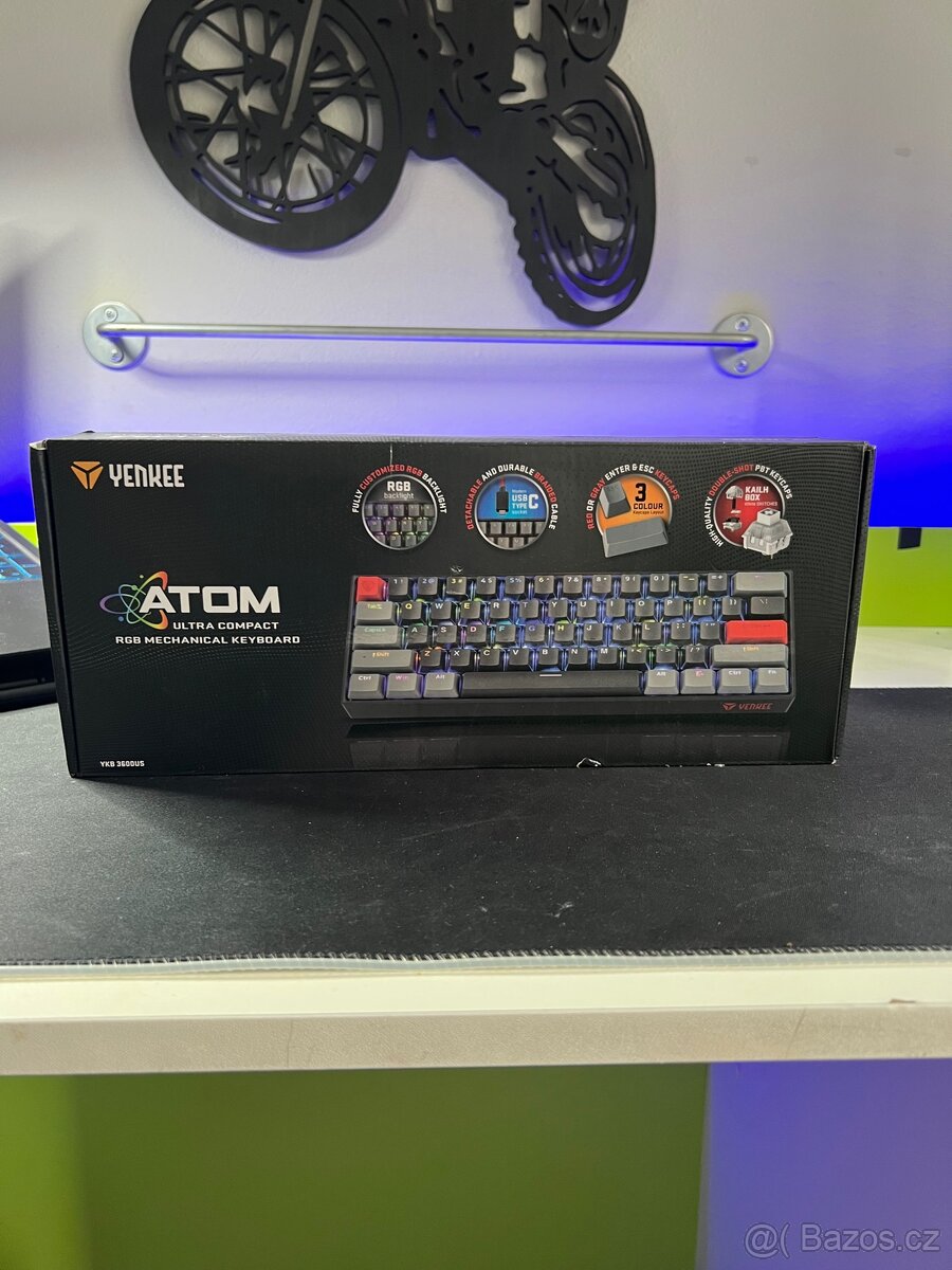 Mechanická klávesnice Yenkee Atom