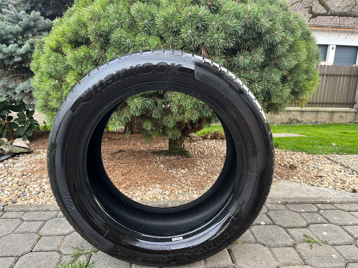 Hankook 225/50 R17