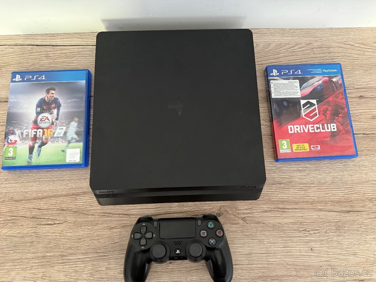 PlayStation 4 slim