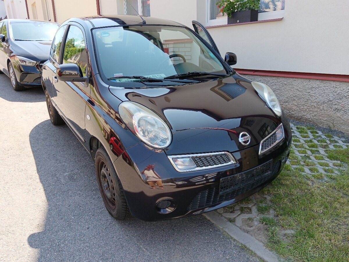 Nissan Micra rok 2010 - 1,25 i benzin - 125000km