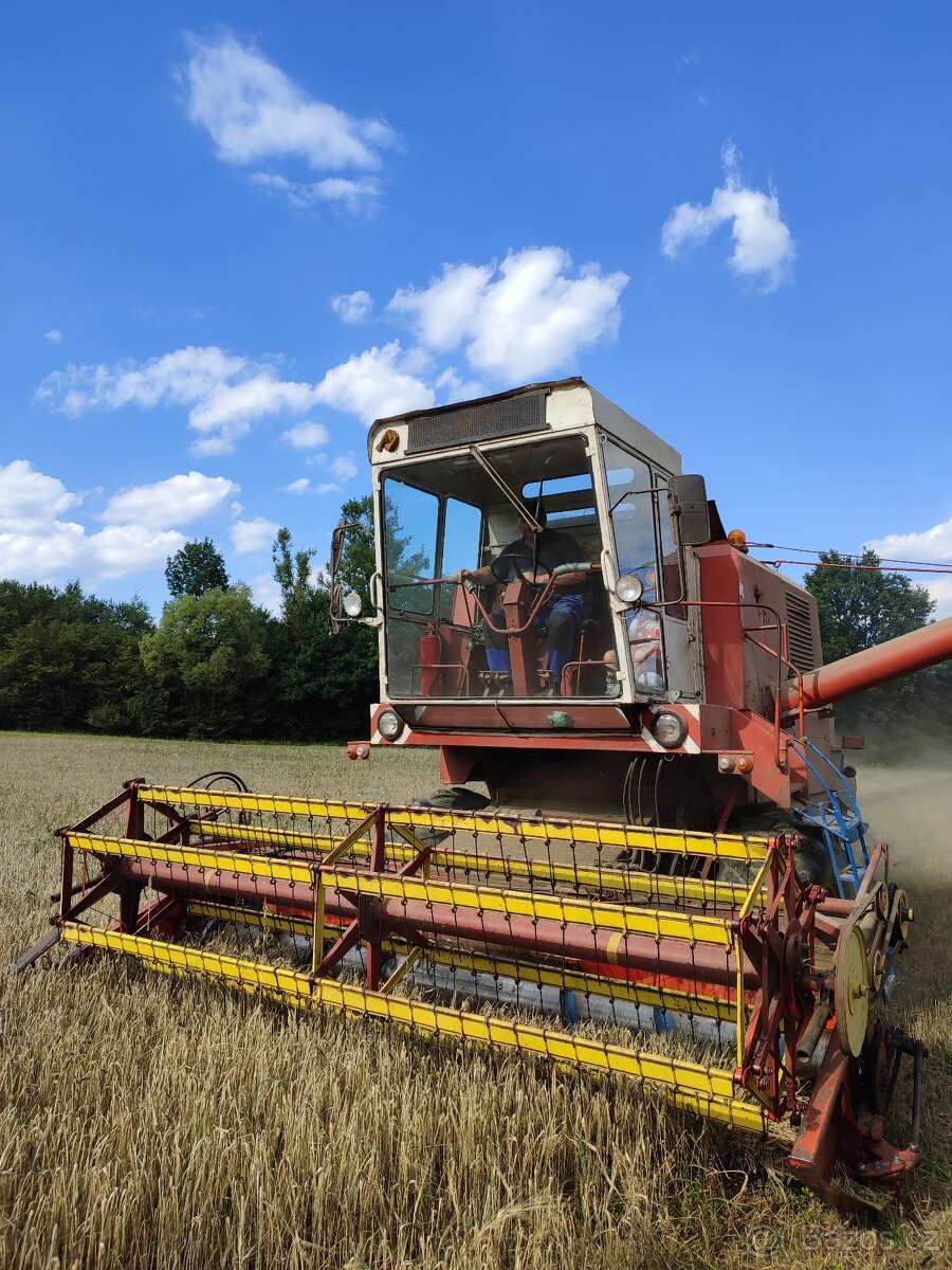 Kombajn bizon Z 056