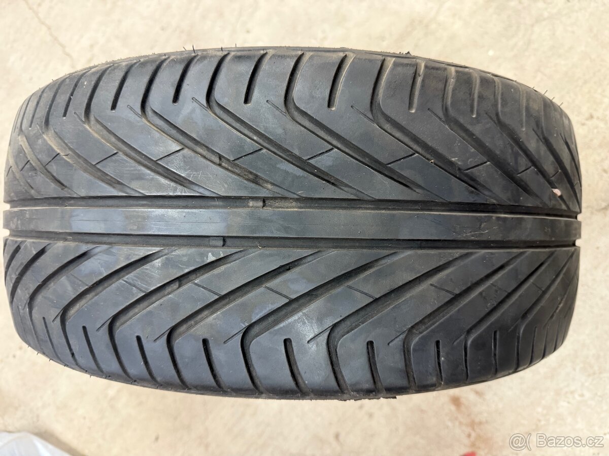 Letní pneumatika 225/40 r18