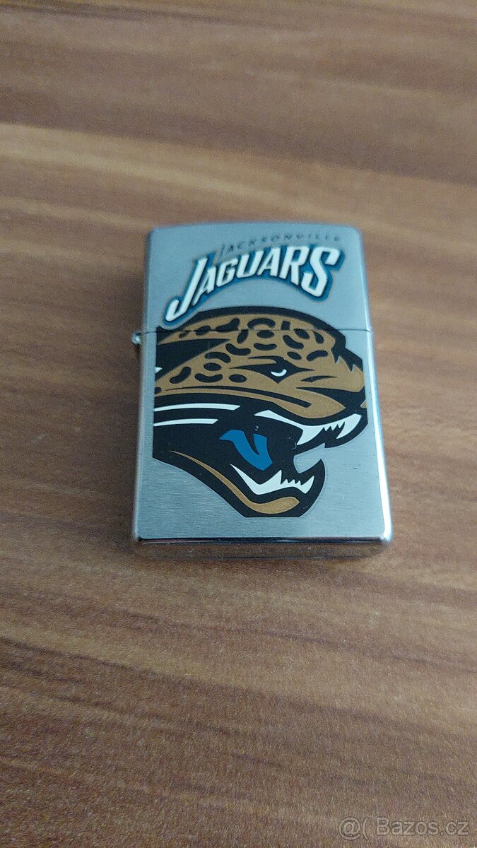 ZAPALOVAC ZIPPO NFL