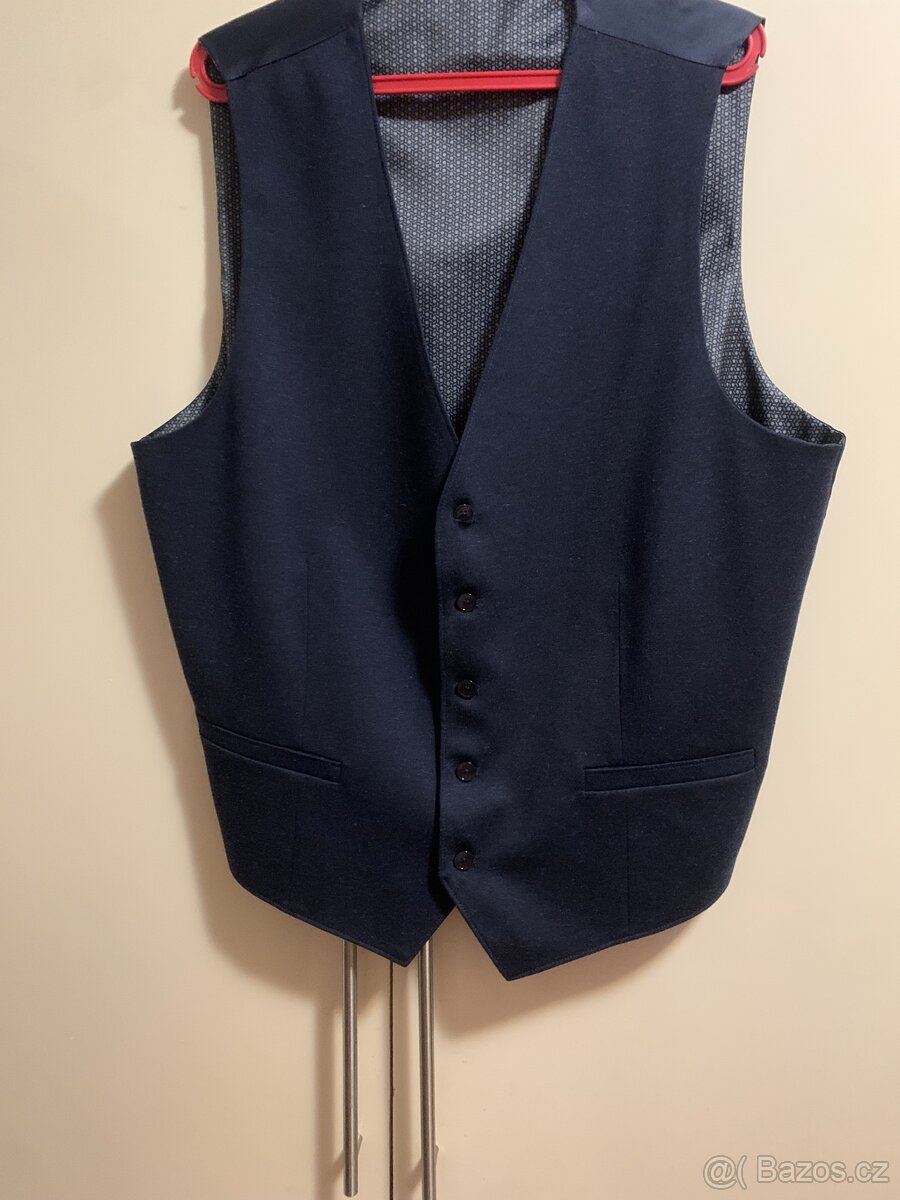3 x Pánské vesty XXL