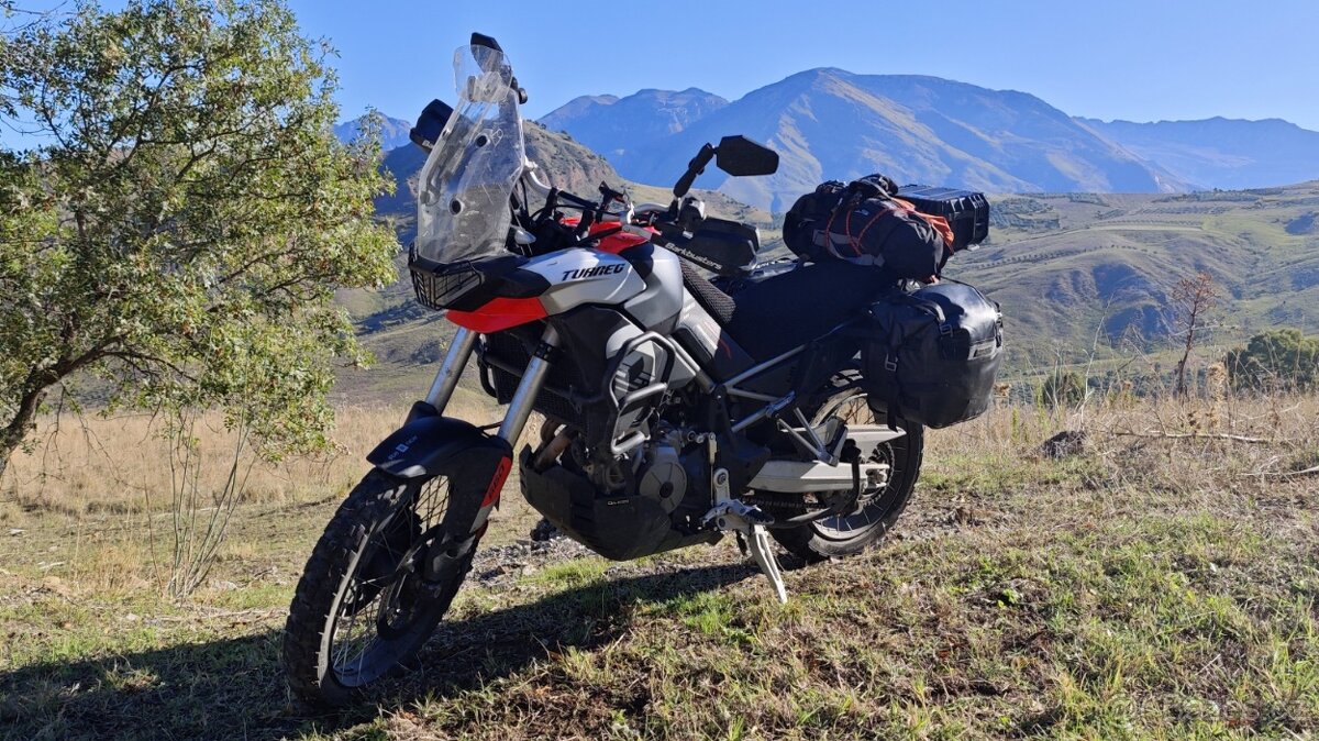 Aprilia Tuareg 660
