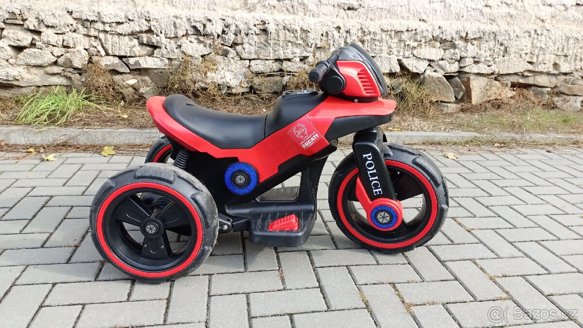 Dětská elektrická motorka POLICE červená od 3 let
