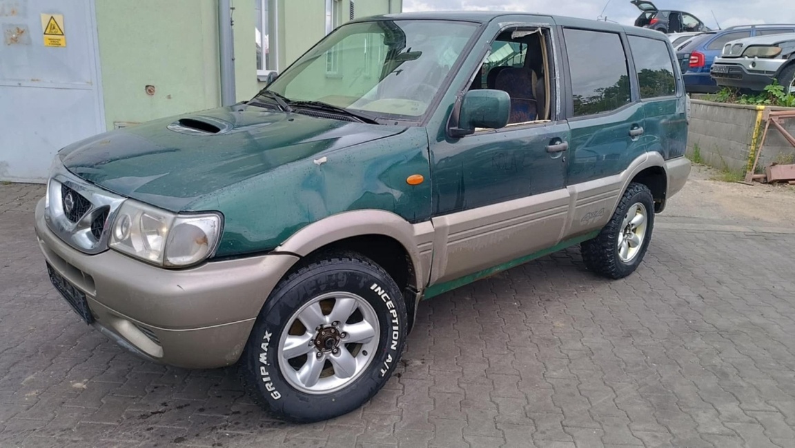 Nissan Terrano II 2.7TD 92kW motor TD27