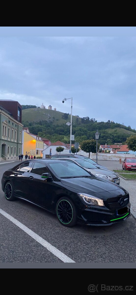 Mercedes benz CLA 250