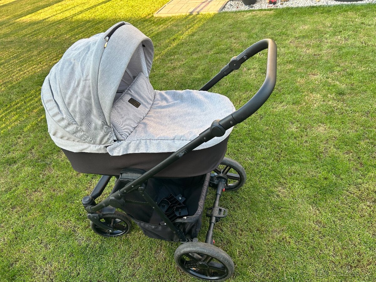 Kočárek Camarelo dvojkombinace