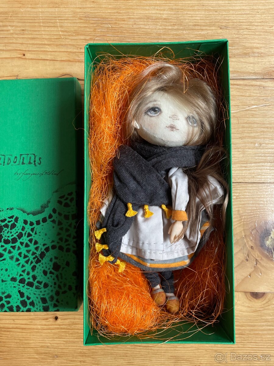 Sběratelská panenka Adeldolls