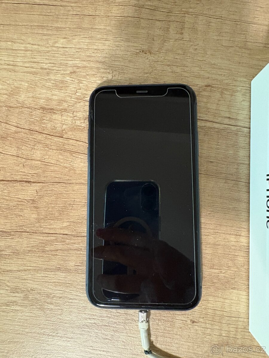 Predám iPhone 11 128gb