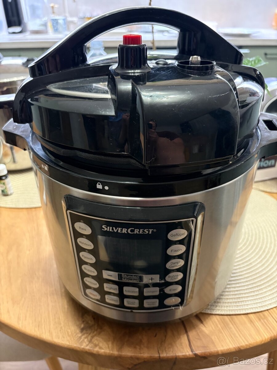 Multifunkční elektrický tlakový hrnec