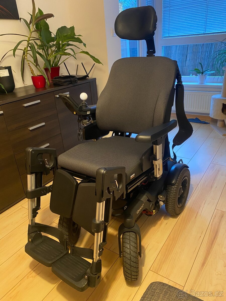 Elektrický vozík Quickie Q700 R/f Sedeo Pro