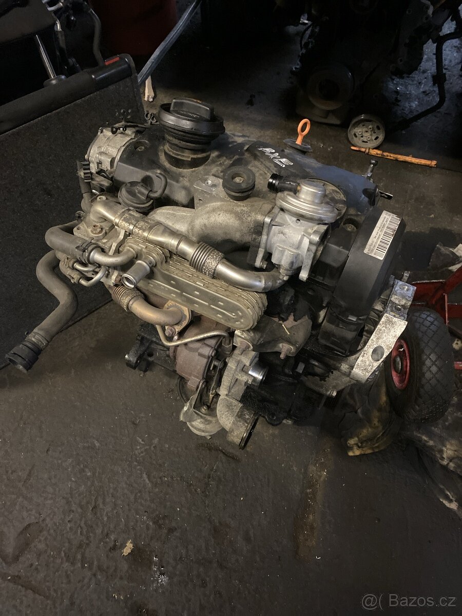 motor BXE Škoda octavia