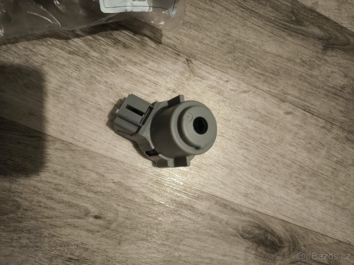 Spínač zapalování 7E0905865 nový